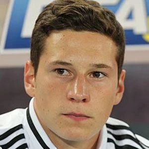 Julian Draxler Biography