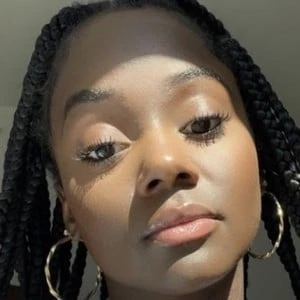 Monnie Drea Biography