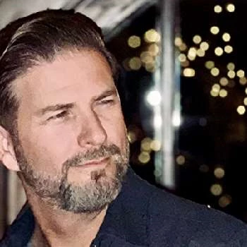 Duane Barnhart Biography