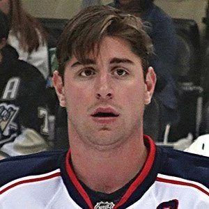 Brandon Dubinsky - Height, Bio, Wiki, Family, Birthplace, Networth & More