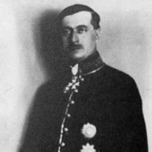 Jovan Ducic - Income, Birthday, Family, Bio, Networth & More