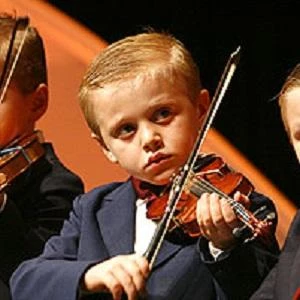 Jason Duggar - Age, Height, Birthdate, Family, Wiki & More