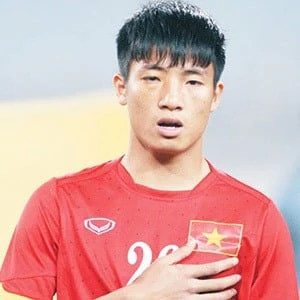 Bui Tien Dung - Biography, Birthday, Wiki, Family, Networth & More