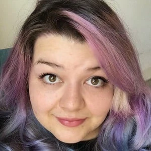 Chloe Dungate Biography