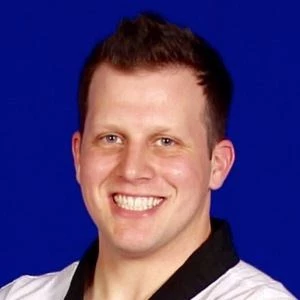 Gus Durán - Age, Height, Birthdate, Family, Wiki & More