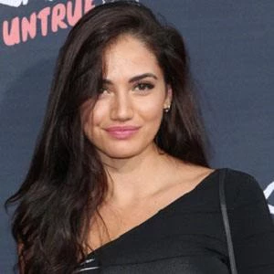 Maggie Duran - Age, Bio, Birthdate, Family, Networth & More