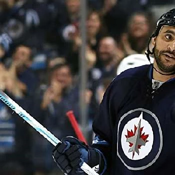 Dustin Byfuglien Biography
