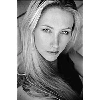 Dusty Dawn Bowman - Bio, Networth, Family, Age, Birthdate & More