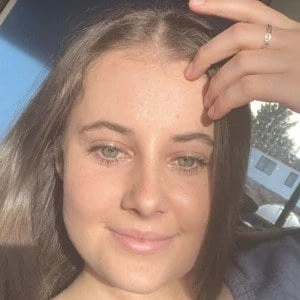 Brooke Dwyer - Age, Wiki, Birthdate, Bio, Networth, Family & More