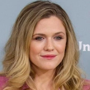 Harriet Dyer - Income, Birthday, Family, Bio, Networth & More