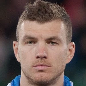 Edin Dzeko - Income, Birthday, Family, Bio, Networth & More