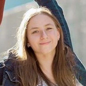 Carrie Ebbin - Income, Birthday, Family, Bio, Networth & More