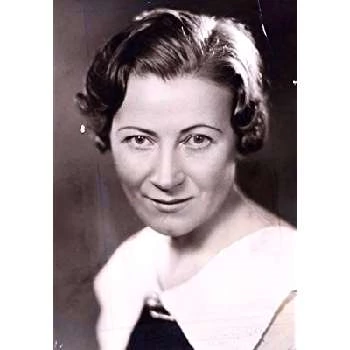 Edith Evanson - Height, Bio, Wiki, Family, Birthplace, Networth & More