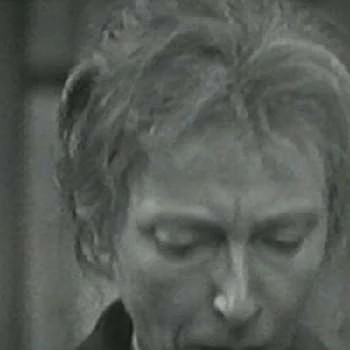Edna Petrie Biography