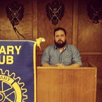 Edward Flores - Age, Bio, Birthdate, Family, Networth & More