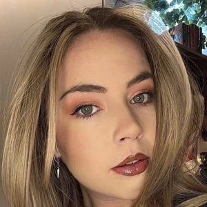 Eevy ASMR - Biography, Birthday, Wiki, Family, Networth & More