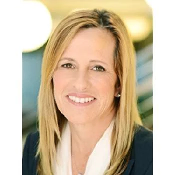 Elaine Paul - Age, Bio, Birthdate, Family, Networth & More