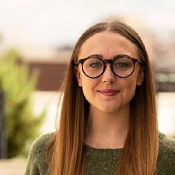 Elena Weinberg - Age, Bio, Birthdate, Family, Networth & More