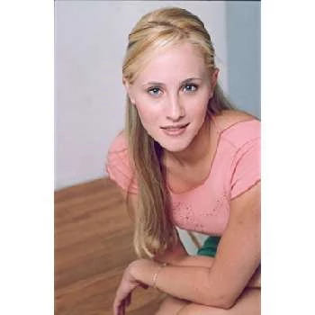 Eleni Asimos - Birthplace, Bio, Wiki, Birthday, Family, Networth & More