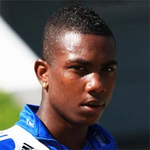 Eljero Elia - Date Of Birth, Bio, Birthdate, Parents, Networth & More