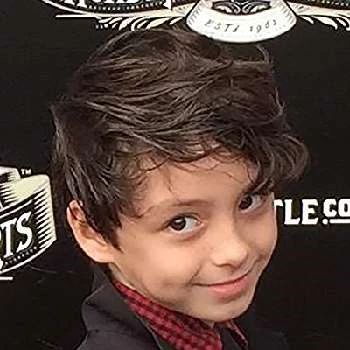 Elias Lewis - Age, Bio, Birthdate, Family, Networth & More