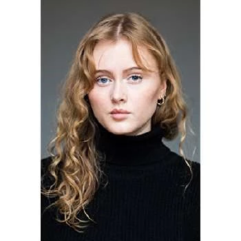 Elín Hall - Age, Bio, Birthdate, Family, Networth & More