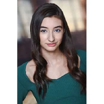 Elisa Campanella - Age, Bio, Birthdate, Family, Networth & More