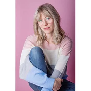 Elisa King - Age, Bio, Birthdate, Family, Networth & More