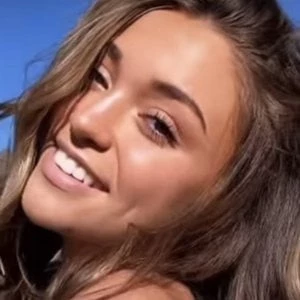 Presley Elise Biography