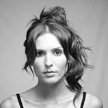 Elisha Skorman - Income, Birthday, Family, Bio, Networth & More