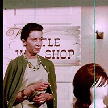 Elizabeth Davis - Age, Bio, Birthdate, Family, Networth & More