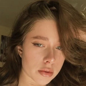 Hailey Elizabeth Biography