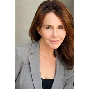 Elizabeth Lawrence - Age, Bio, Birthdate, Family, Networth & More