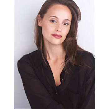 Elizabeth Paige - Age, Bio, Birthdate, Family, Networth & More