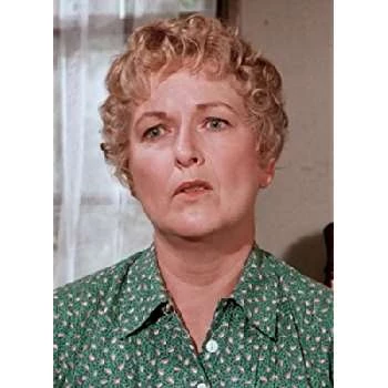 Elizabeth Rogers - Age, Bio, Birthdate, Family, Networth & More