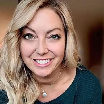 Elizabeth Rossi - Age, Bio, Birthdate, Family, Networth & More