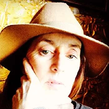 Elizabeth Yake - Age, Bio, Birthdate, Family, Networth & More