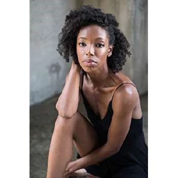 Elle Lorraine - Age, Bio, Birthdate, Family, Networth & More