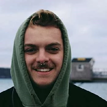 Elliot Tuttle - Age, Bio, Birthdate, Family, Networth & More