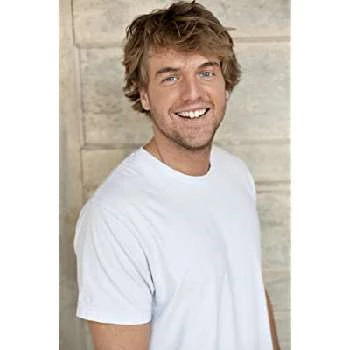 Elliott Armstrong - Age, Bio, Birthdate, Family, Networth & More