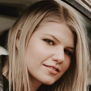 Brynn Elliott - Profession, Biography, Birthdate, Family, Wiki & More