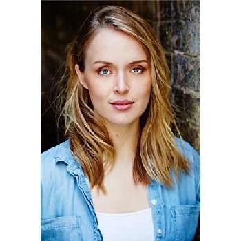 Elly Hiraani Clapin - Age, Bio, Birthdate, Family, Networth & More