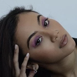 Lauren Elly - Income, Birthday, Family, Bio, Networth & More