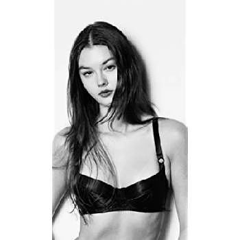 Eloisa Huggins - Age, Bio, Birthdate, Family, Networth & More