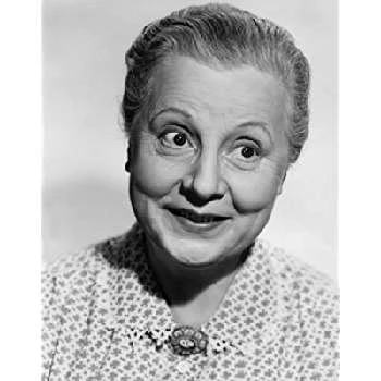 Elsa Janssen - Age, Bio, Birthdate, Family, Networth & More