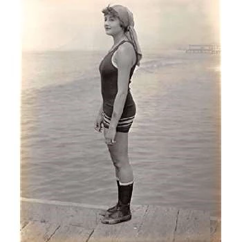 Elsie Tarron Biography