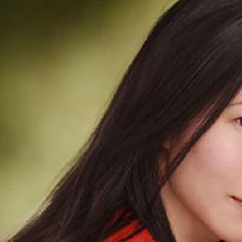 Elyse Dinh - Age, Bio, Birthdate, Family, Networth & More