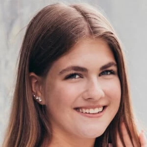 emelybasics - Biography, Birthdate, Family, Networth & More