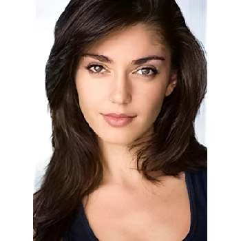 Emilia Ares - Age, Bio, Birthdate, Family, Networth & More