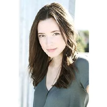 Emily Deaver - Income, Birthday, Family, Bio, Networth & More